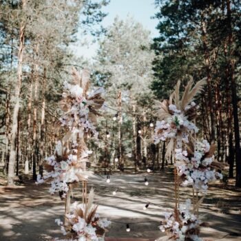 Ślubna aranżacja plenerowa