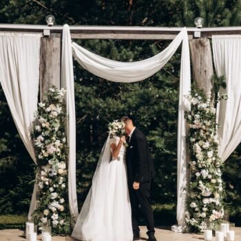 Ślubna aranżacja plenerowa